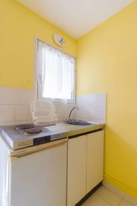 Superbe Studio avec Jacuzzi Privé Apartamento Sainte-Anne Exterior foto
